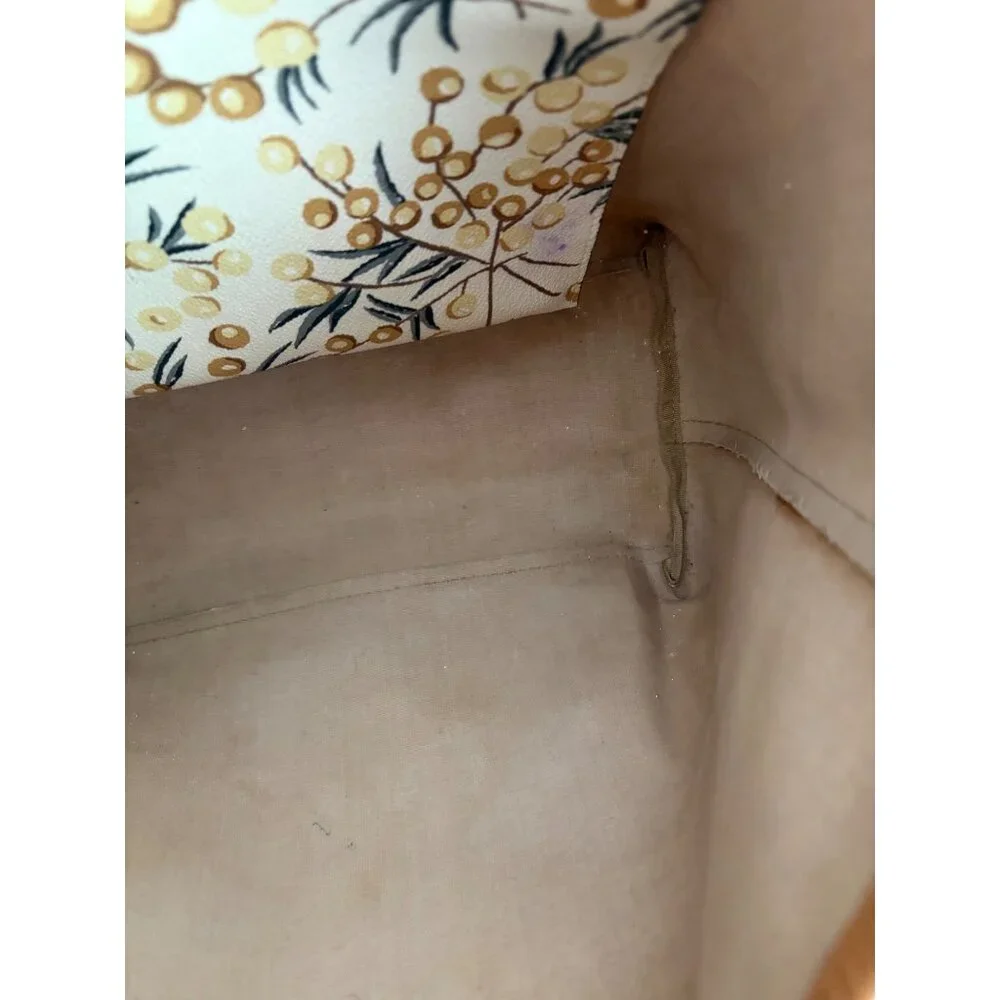 Tory Burch Ever-Ready Zip Beige Tote Bag - Picture 11 of 15